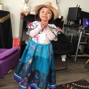 Team Page: Emilyn’s Extras